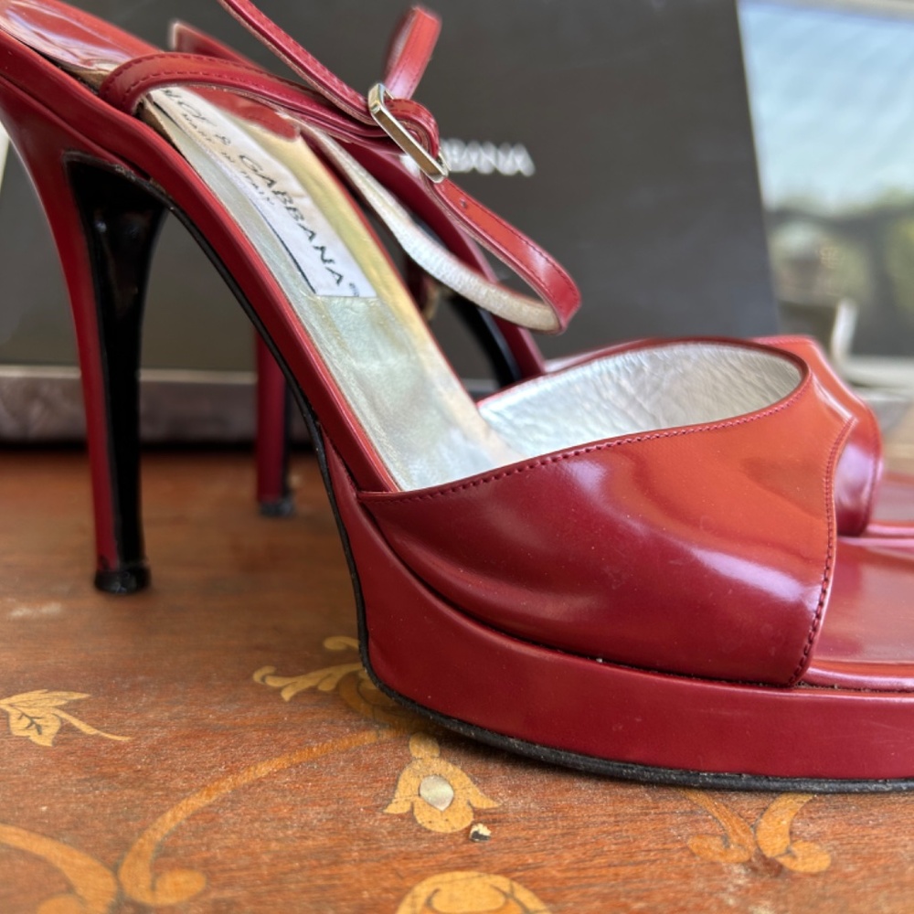Dolce & Gabbana Red Heels - Picture 2 of 6
